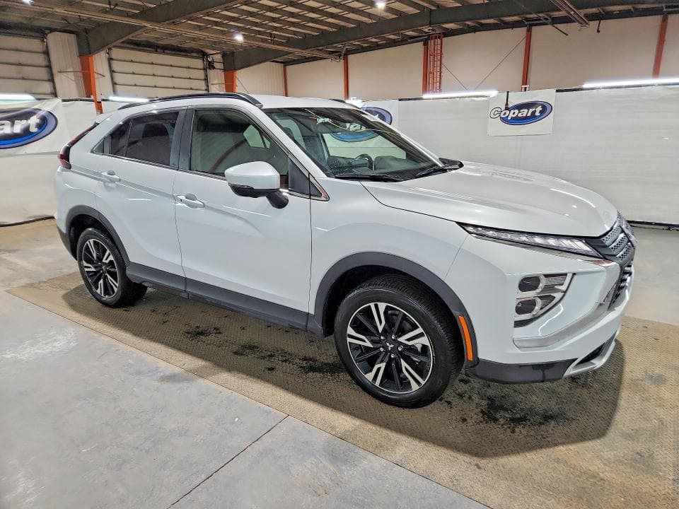 2024 MITSUBISHI ECLIPSE CROSS LE 4