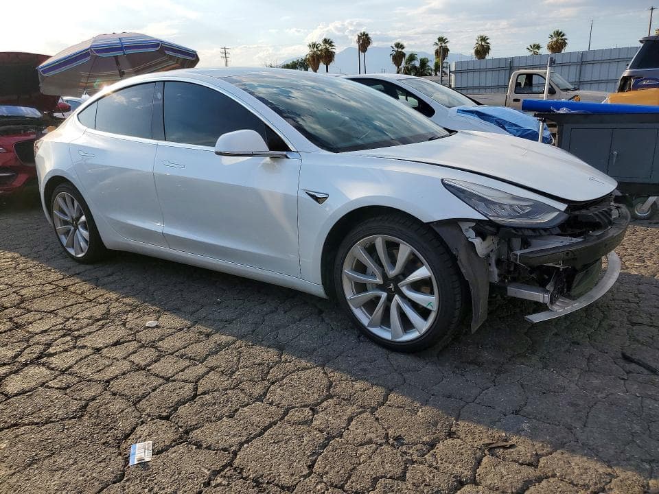 2020 TESLA MODEL 3 4