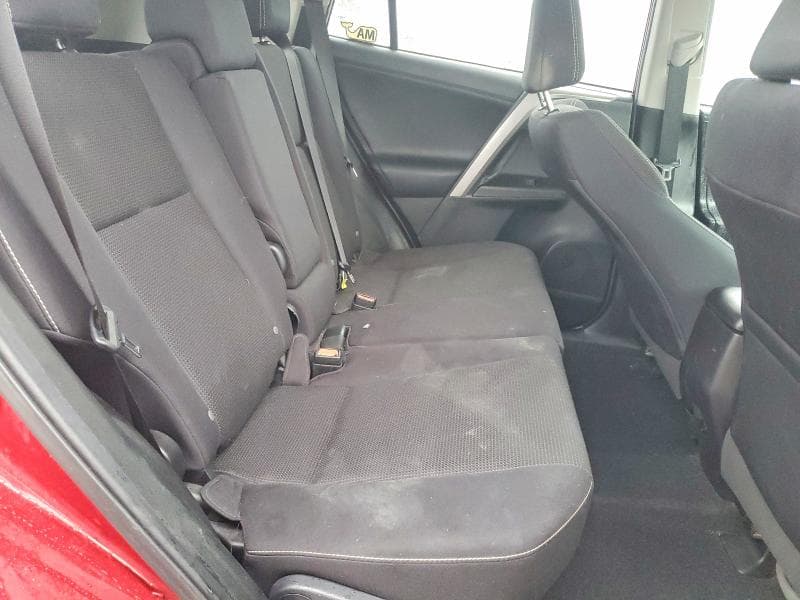 2018 TOYOTA RAV4 XLE 11