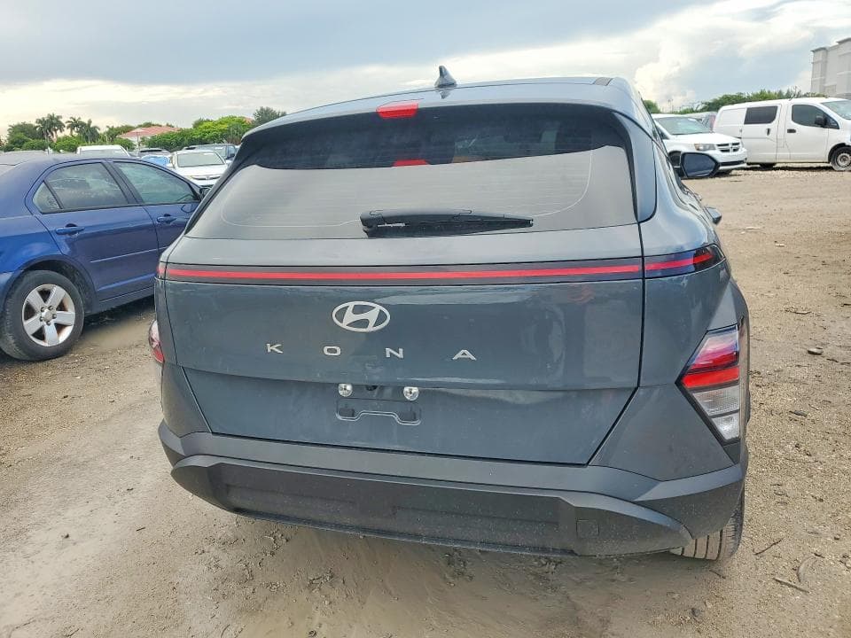 2026 HYUNDAI KONA SE 6