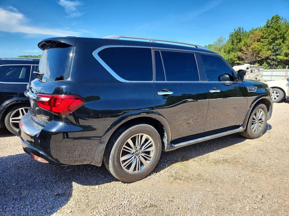 2021 INFINITI QX80 LUXE 3