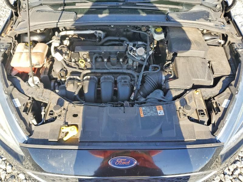 2017 FORD FOCUS SE 11