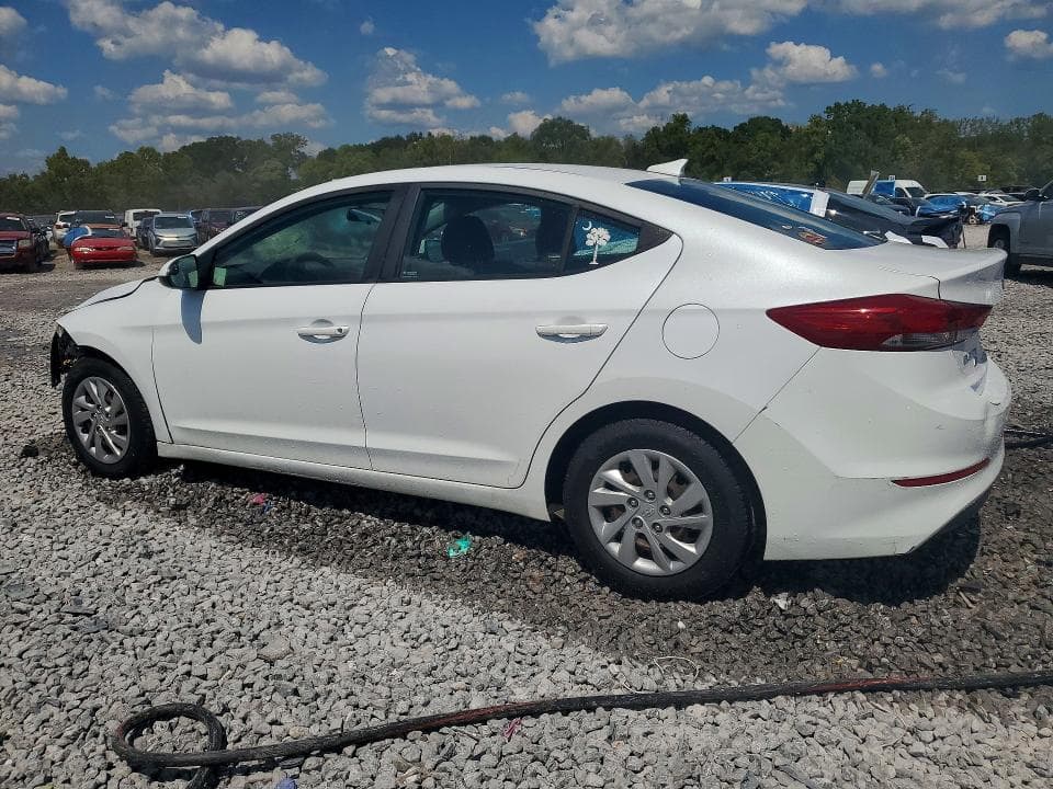 2018 HYUNDAI ELANTRA SE 2
