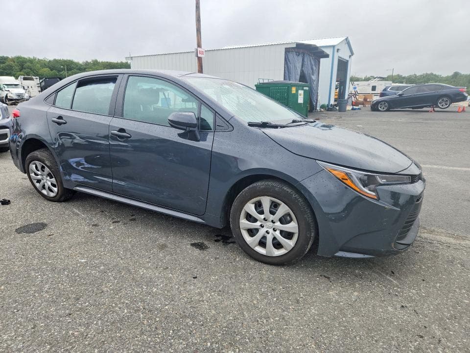 2025 TOYOTA COROLLA LE 4