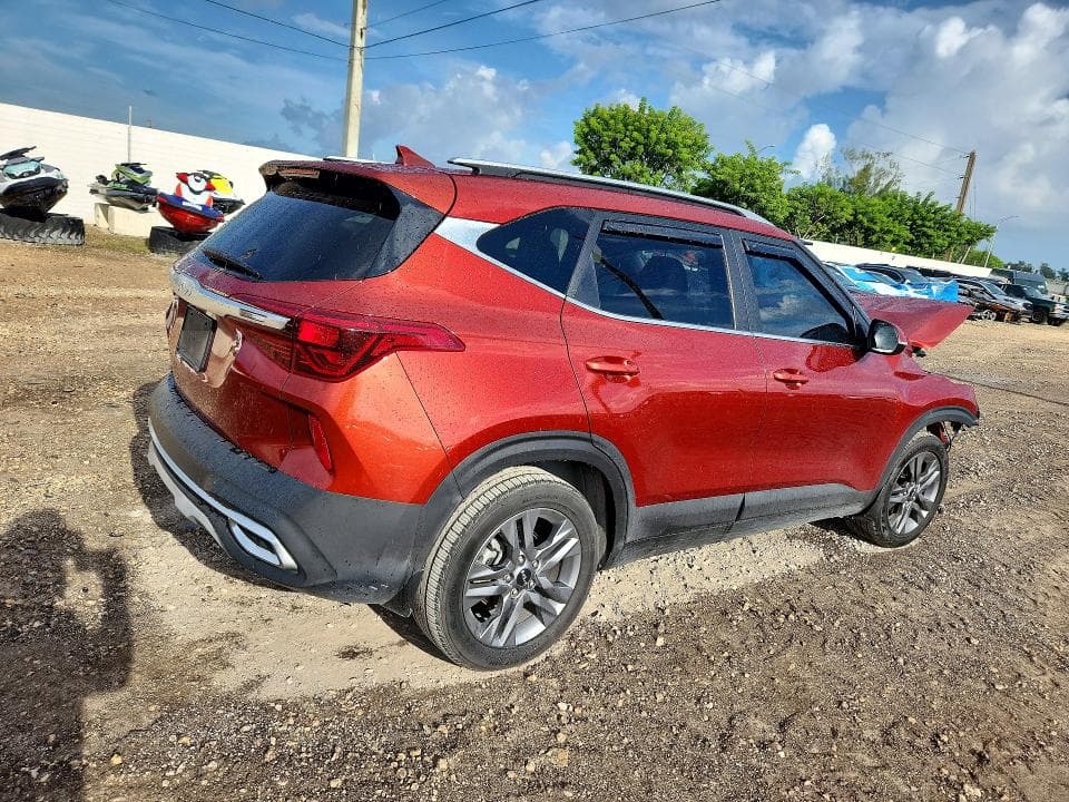 2023 KIA SELTOS S 3