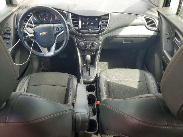 2021 CHEVROLET TRAX 1LT 8