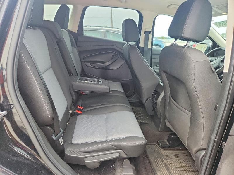 2017 FORD ESCAPE SE 11