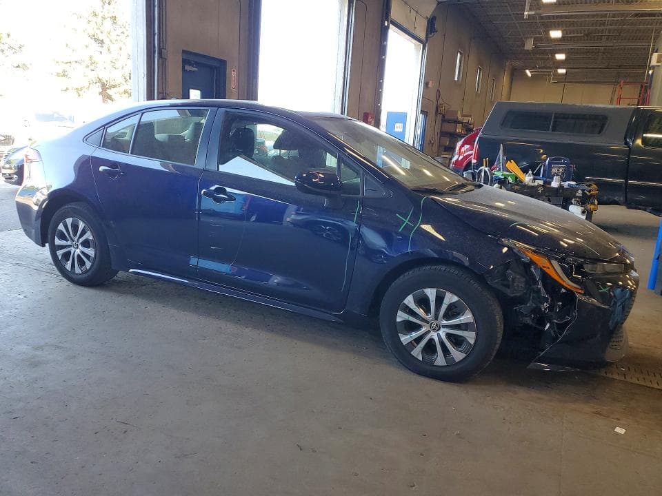 2022 TOYOTA COROLLA LE 4