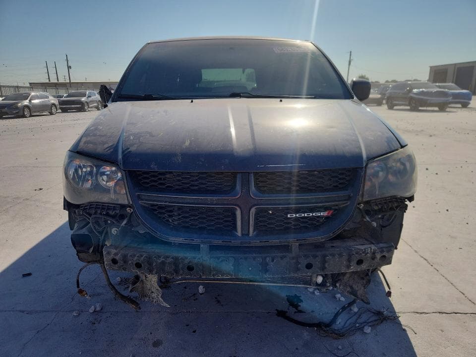 2017 DODGE GRAND CARAVAN GT 5