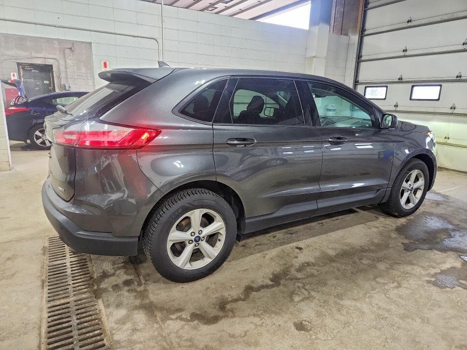 2020 FORD EDGE SE 3
