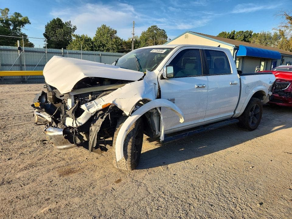 2018 RAM 1500 SLT - 1