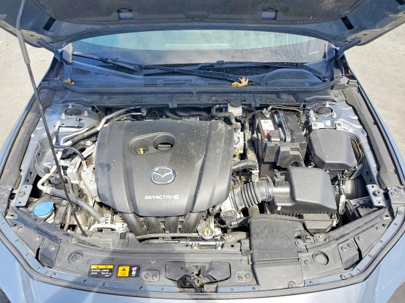2020 MAZDA 3 PREMIUM 11