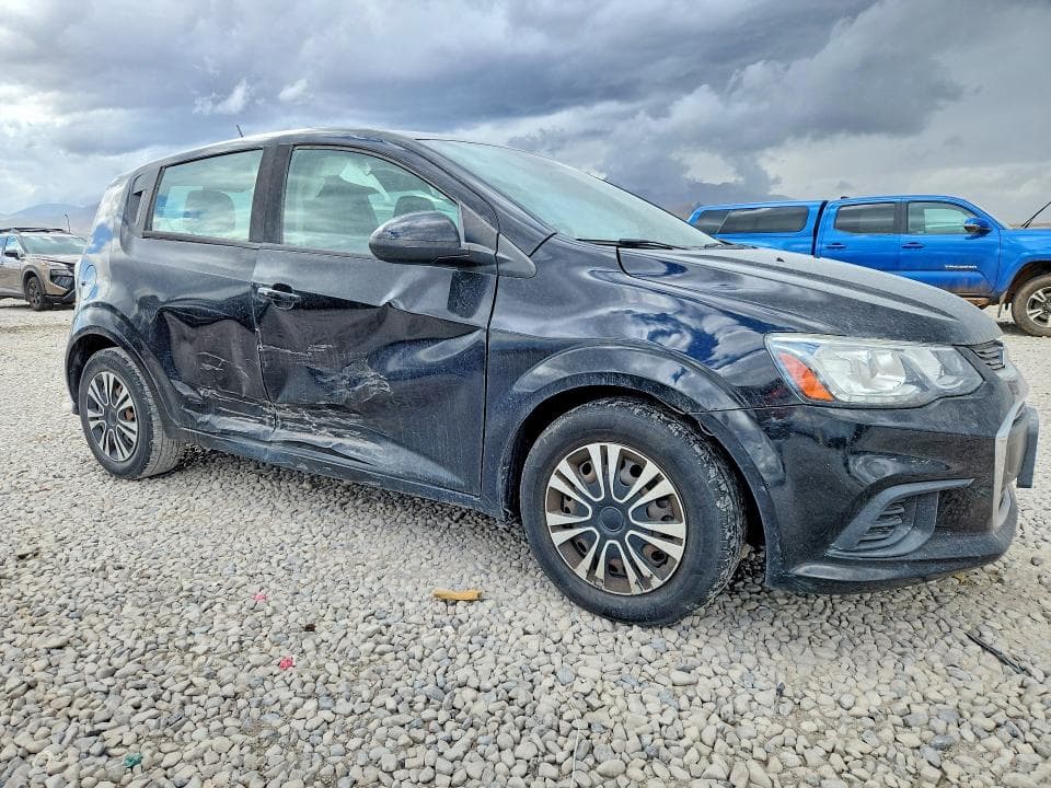 2020 CHEVROLET SONIC 4