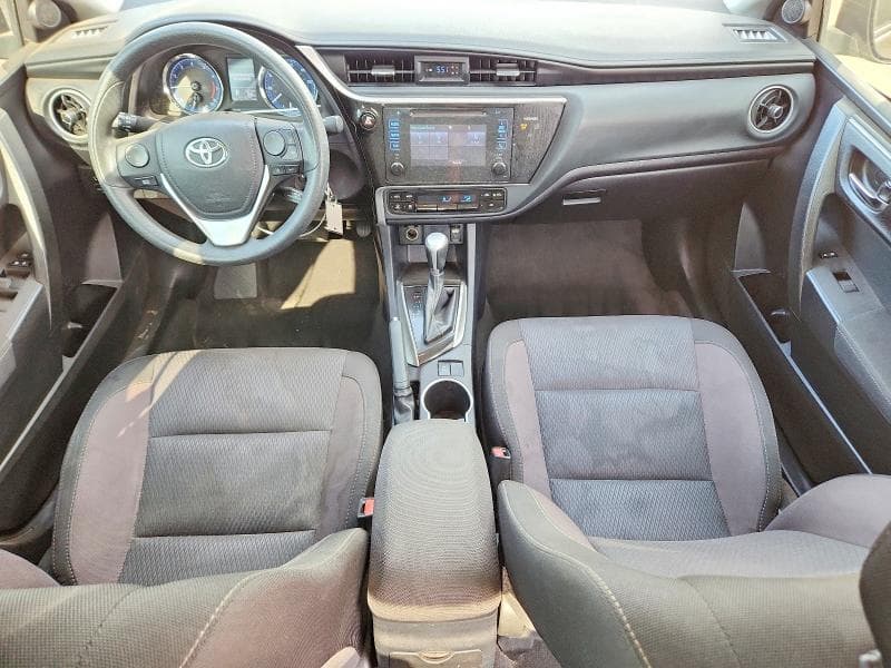 2017 TOYOTA COROLLA LE 8