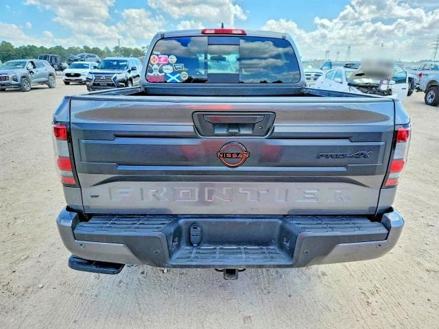 2025 NISSAN FRONTIER PRO-4X 6