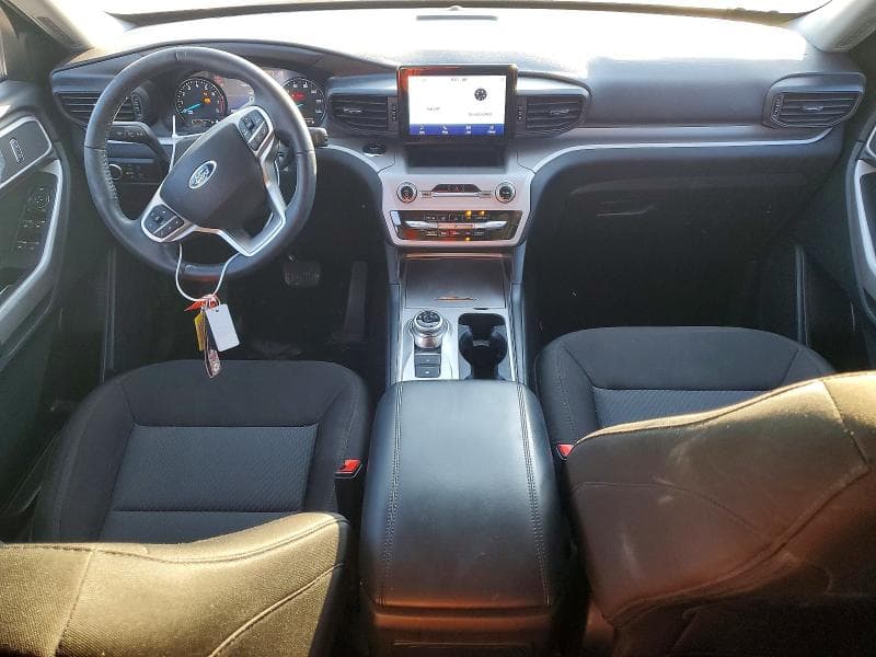 2024 FORD EXPLORER XLT 8