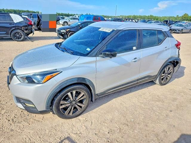 2020 NISSAN KICKS SR