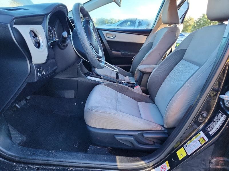 2017 TOYOTA COROLLA LE 7