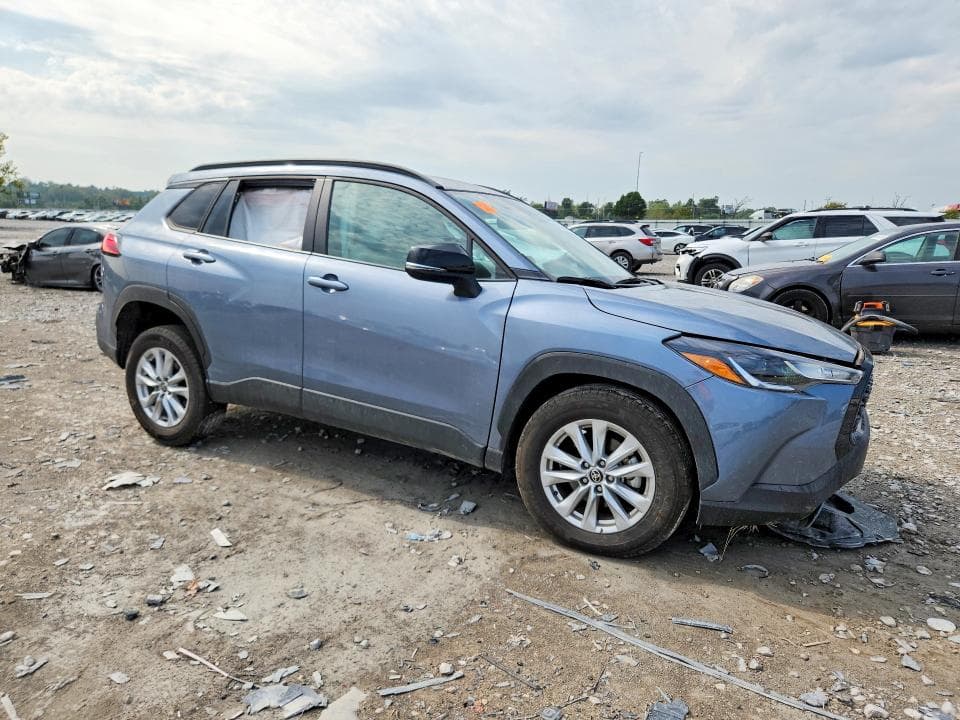 2025 TOYOTA COROLLA CROSS LE 4