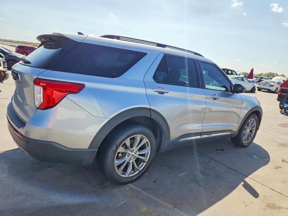 2021 FORD EXPLORER XLT 3