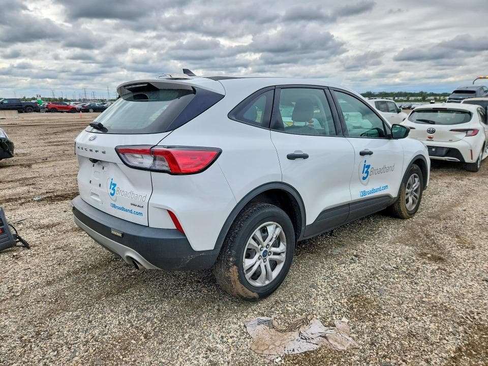 2022 FORD ESCAPE S 3