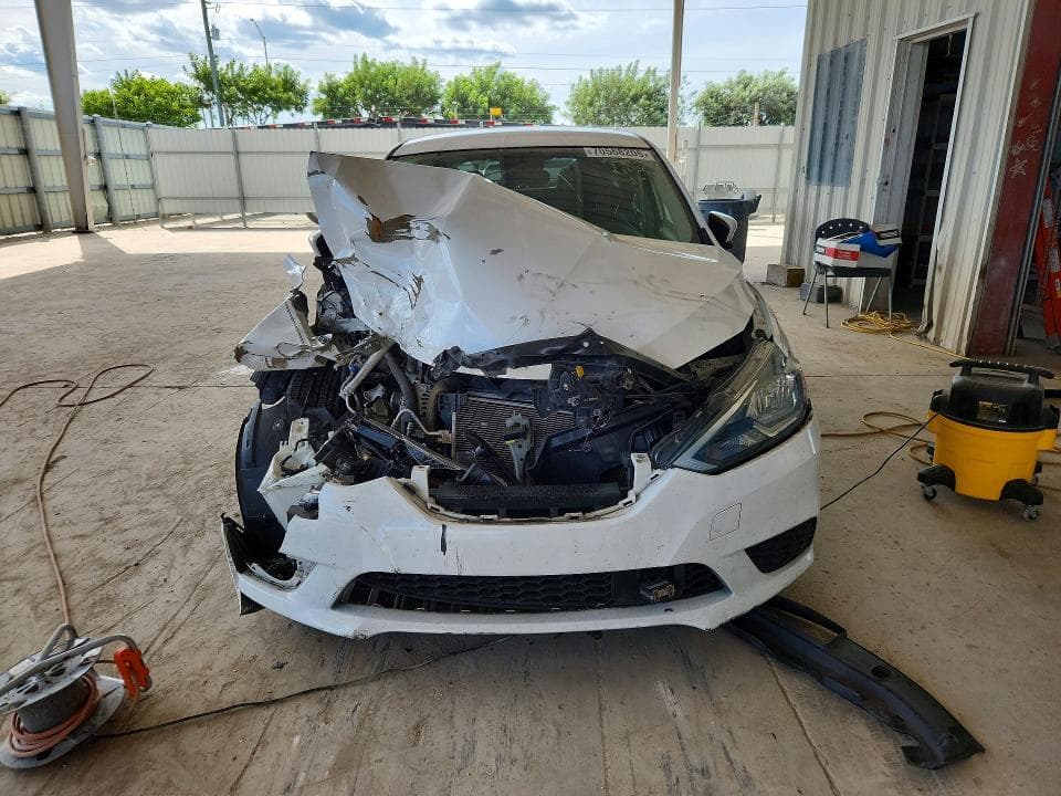 2018 NISSAN SENTRA SV 5
