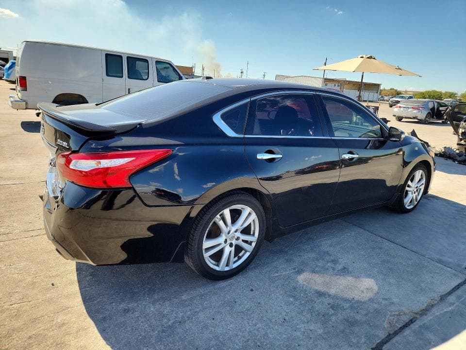 2017 NISSAN ALTIMA 3.5 SR 3