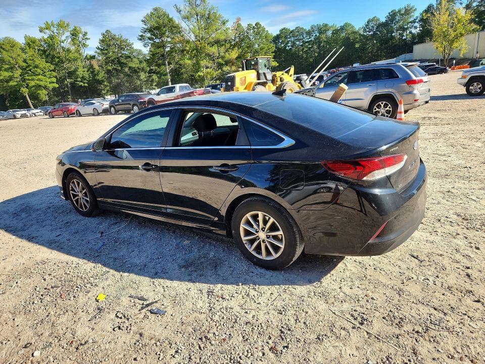 2018 HYUNDAI SONATA SE 2