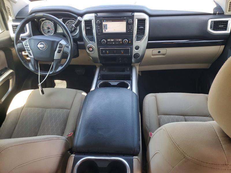 2017 NISSAN TITAN SV 8