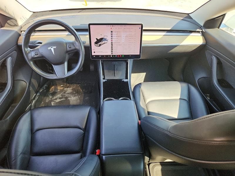 2018 TESLA MODEL 3 8