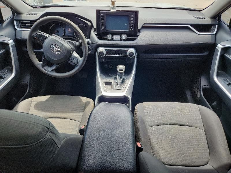 2019 TOYOTA RAV4 XLE 8