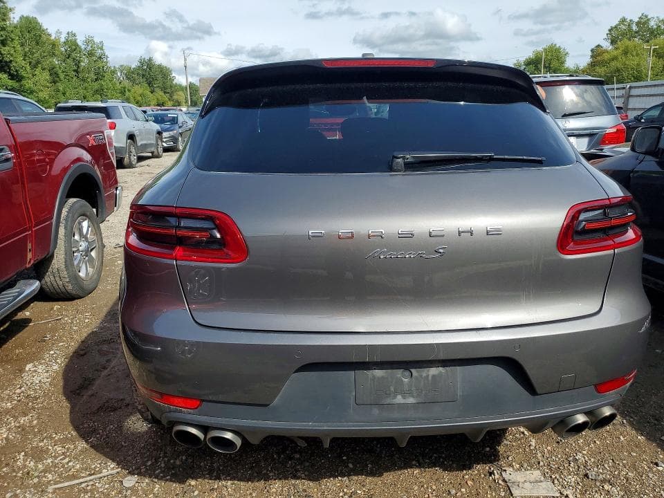2018 PORSCHE MACAN S 6