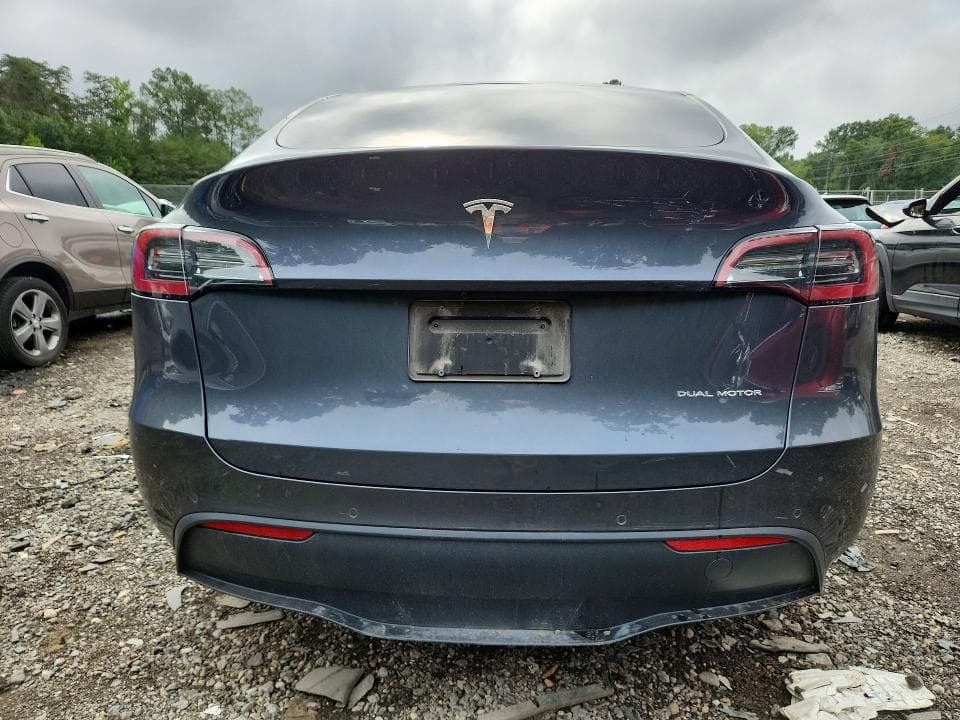 2022 TESLA MODEL Y 6