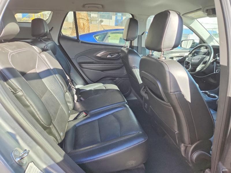 2023 GMC TERRAIN SLT 10