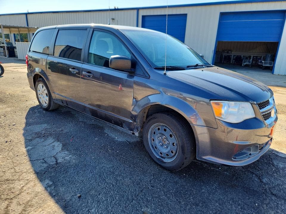 2020 DODGE GRAND CARAVAN SE 4