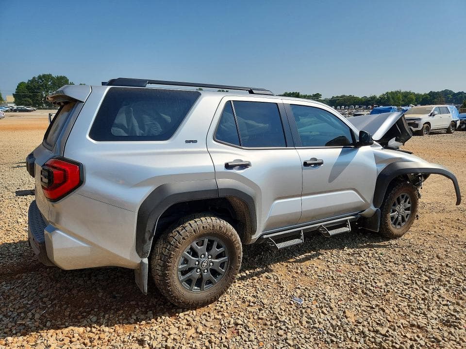 2026 TOYOTA 4RUNNER SR5 3