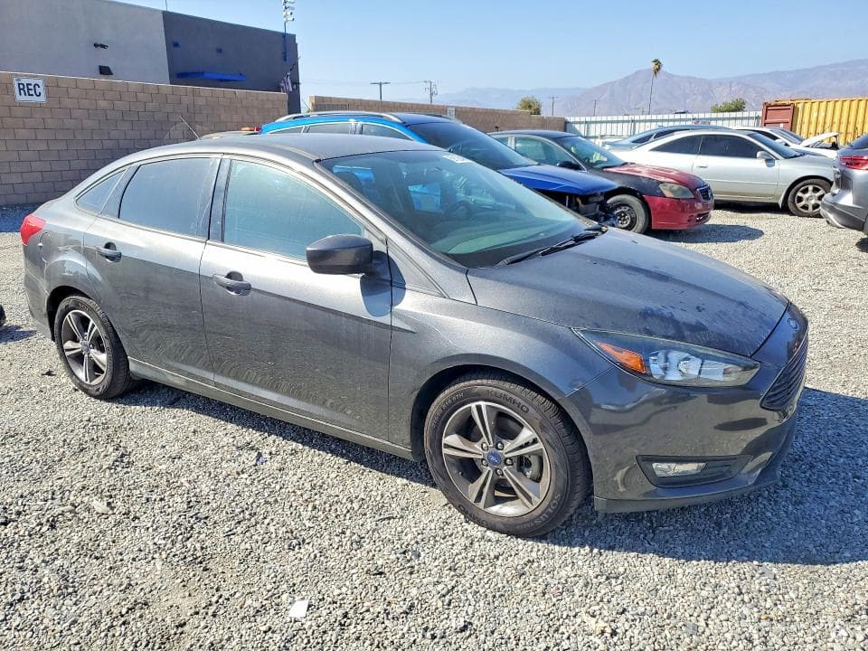 2018 FORD FOCUS SE 4