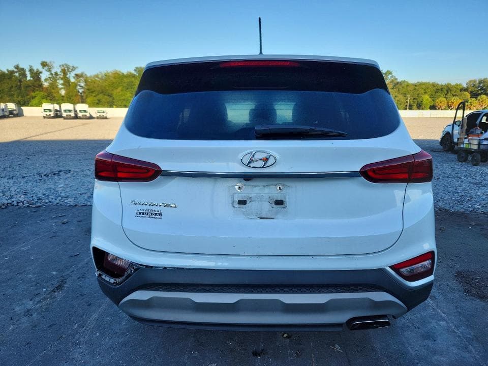 2019 HYUNDAI SANTA FE SE 6