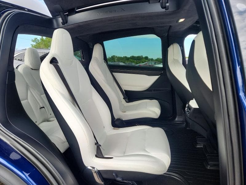 2018 TESLA MODEL X 11