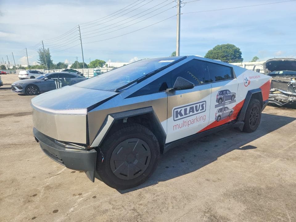 2025 TESLA CYBERTRUCK BEAST - 1