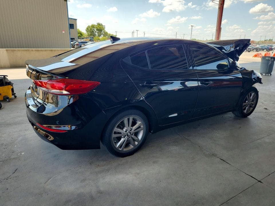 2018 HYUNDAI ELANTRA SEL 3