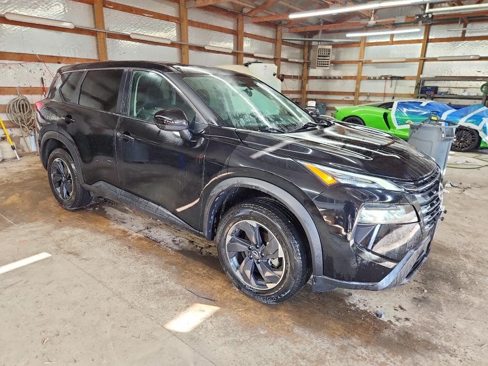 2024 NISSAN ROGUE SV 4