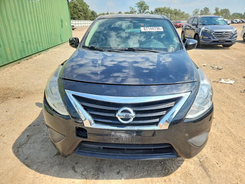 2019 NISSAN VERSA SV 5