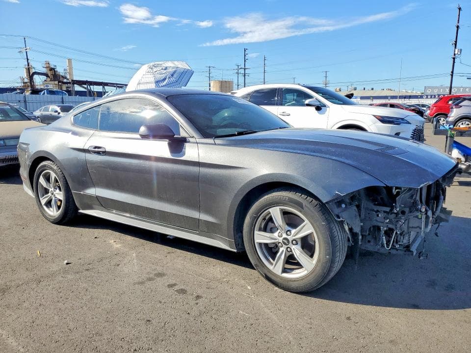2020 FORD MUSTANG 4