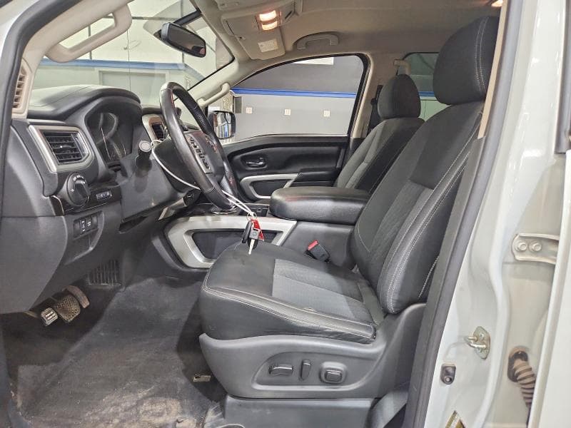 2018 NISSAN TITAN SV 7