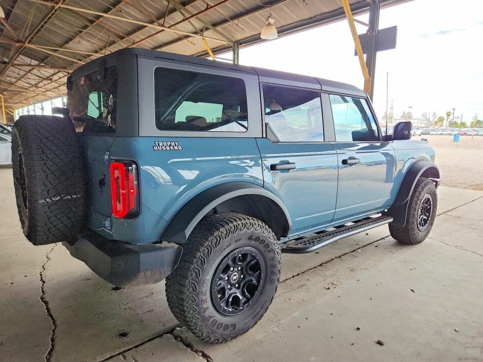 2023 FORD BRONCO BASE 3