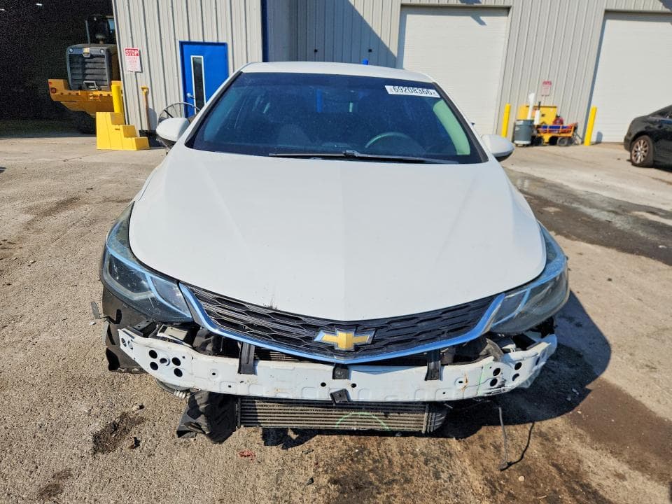 2017 CHEVROLET CRUZE LT 5