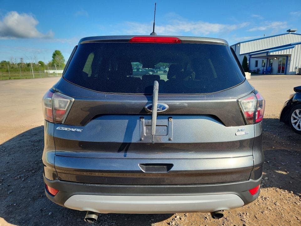 2017 FORD ESCAPE SE 6