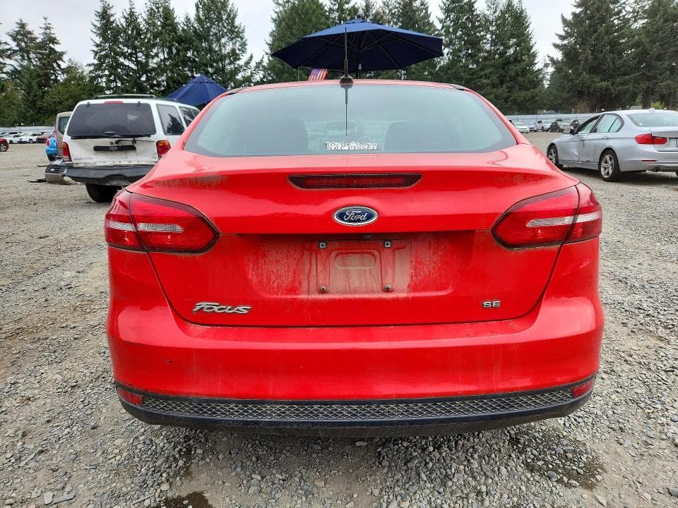 2017 FORD FOCUS SE 6