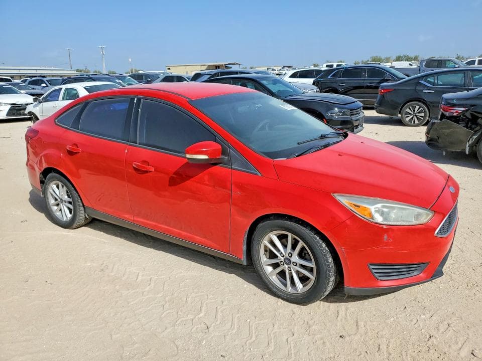 2017 FORD FOCUS SE 4